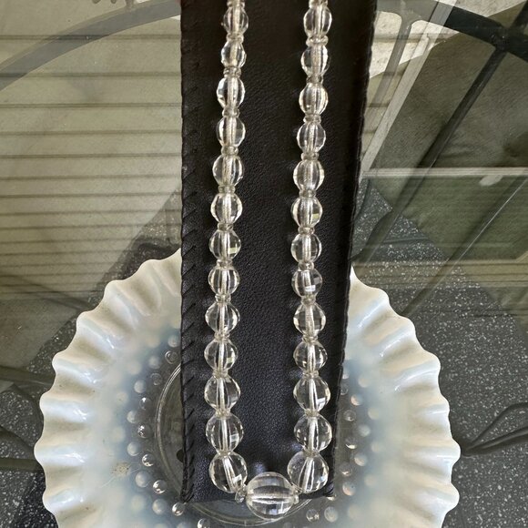 Hollywood Regency Faceted Crystal Graduated White Gold Filled Art Deco Necklace - Picture 1 of 10